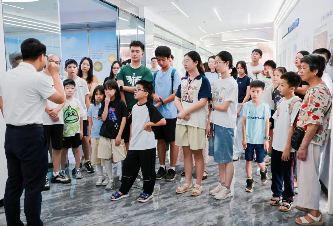 研学游|东莞农商银行 VIP 亲子探秘微观世界