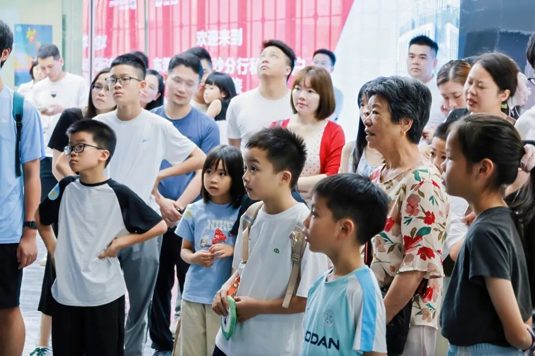 研学游|东莞农商银行 VIP 亲子探秘微观世界