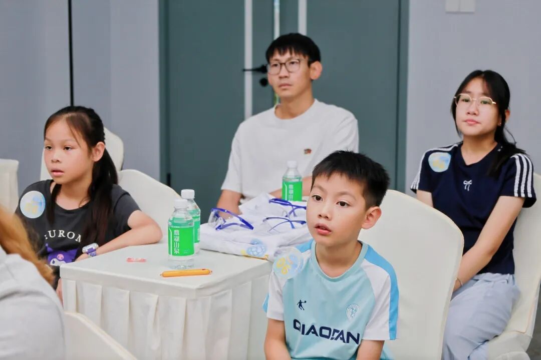 研学游|东莞农商银行 VIP 亲子探秘微观世界